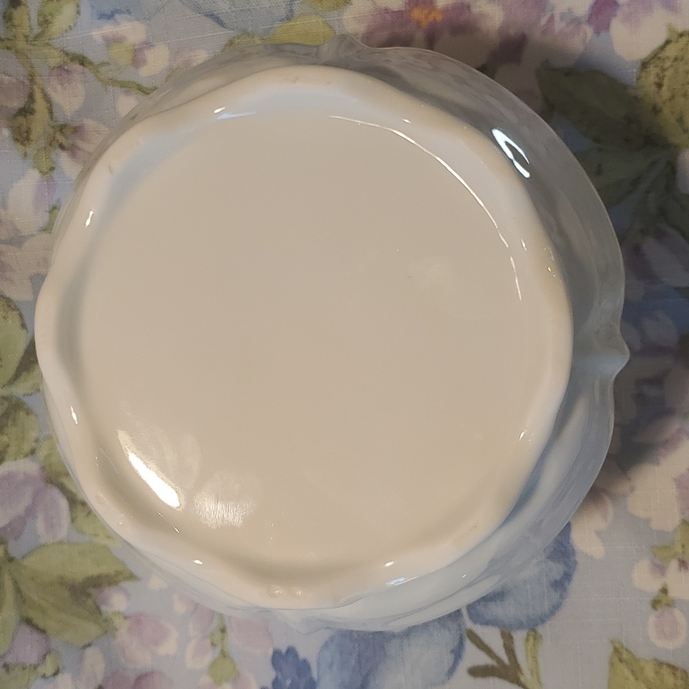 Porcelain Lid "Biscuit" Jar W/Lid Vintage Like New Cookie Jar - Picture 5 of 6